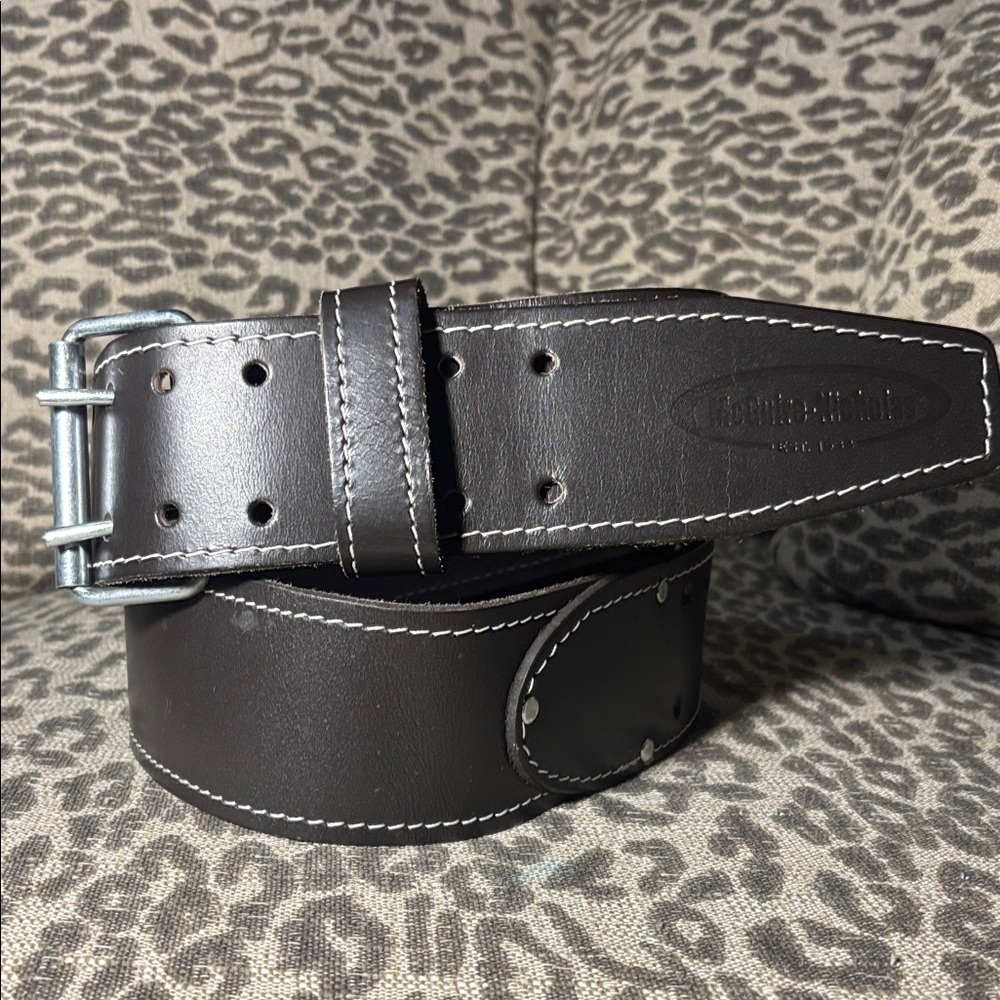 Chocolate brown dark brown McGuire Nicholas tool work belt adjustable